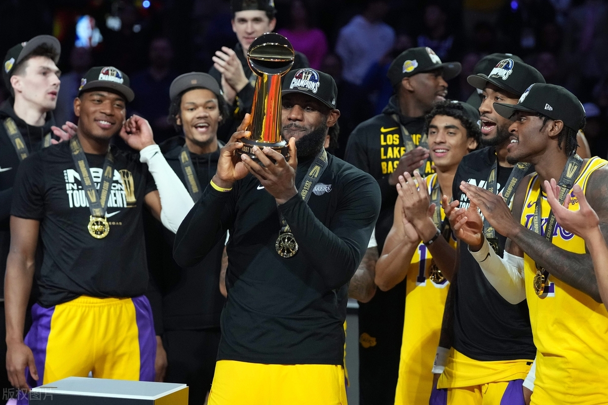 开运体育官方入口-NBA全明星赛：詹姆斯与字母哥联手大胜